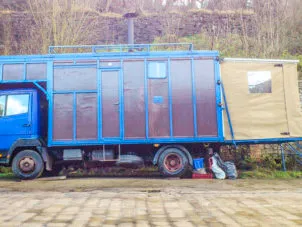Live in Horsebox Rear Platform Awning